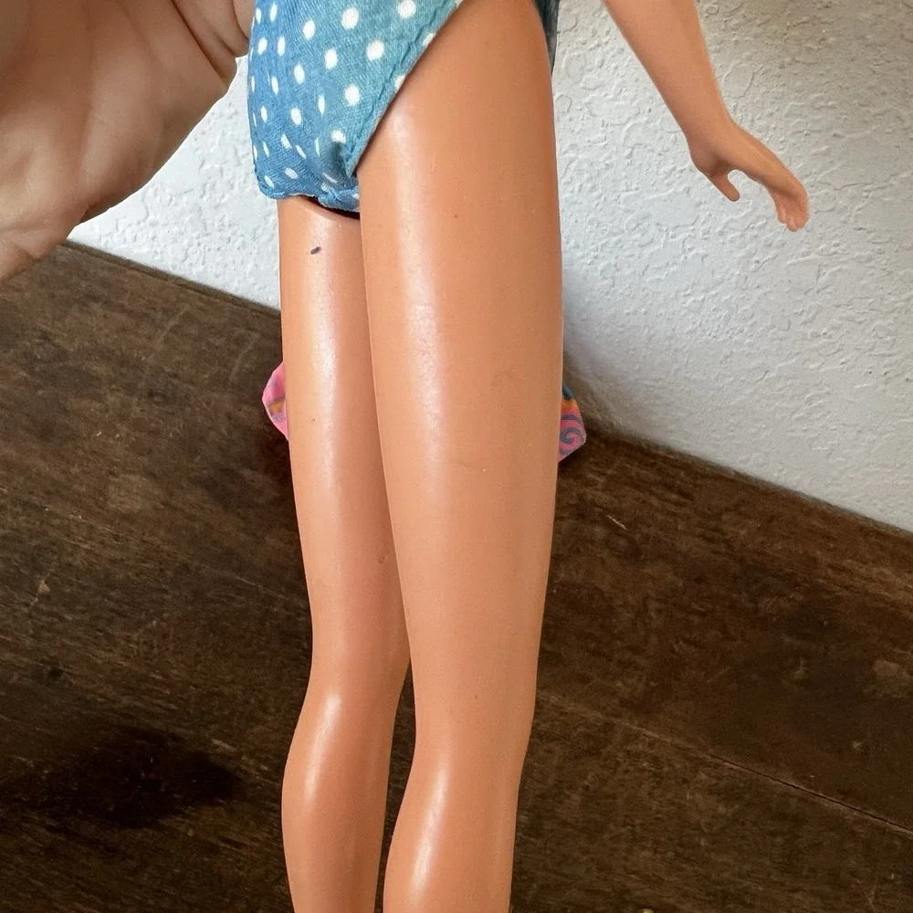 Vintage 1987 California Dream Barbie Outfit‎ Camera Earrings